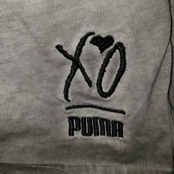 Puma x XO The weekend Tshirt - Picture 2 of 5